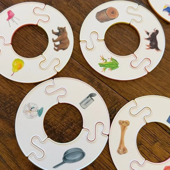 Lovevery Rhyming Rings - Picture 2 of 3